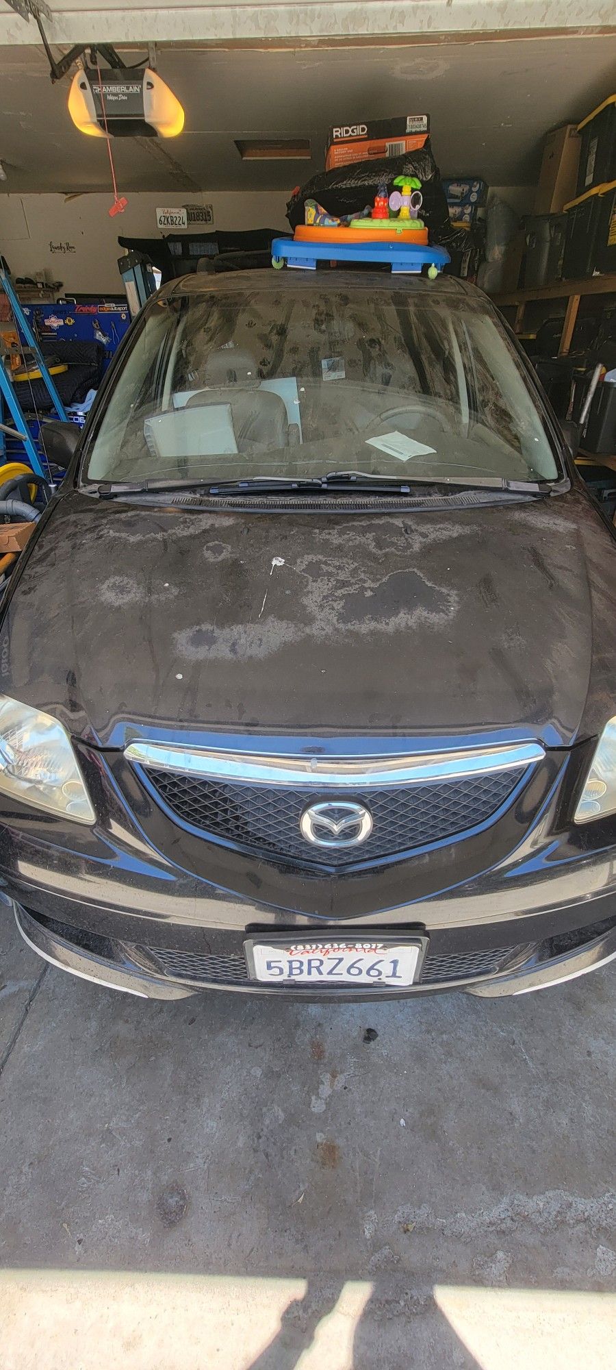 2003 Mazda MPV