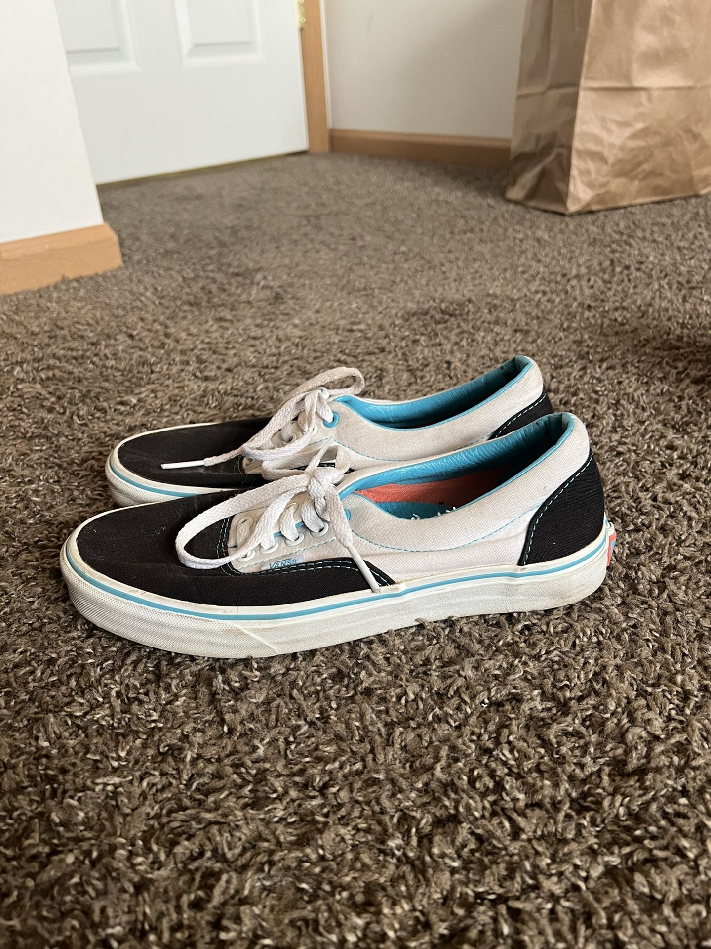 8.5 Vans