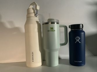 Tumblers **Used** HydroFlask (1) Stanley (2)