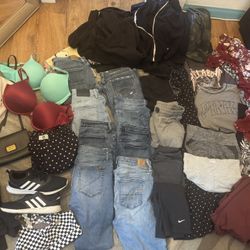 Women’s clothing bundle Size M-L