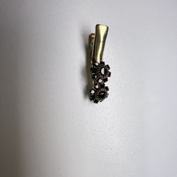 Vintage Pins 1 piece !