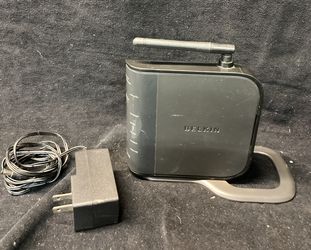 Belkin F6D4230-4 4-Port Wireless Router 