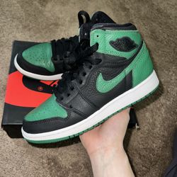 Jordan 1 Pine Green 