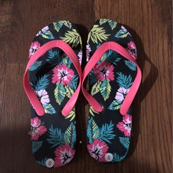 Plastic Flower Sandals