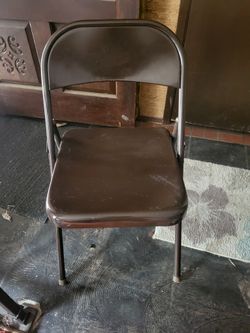 Brown Metal Folding Chair