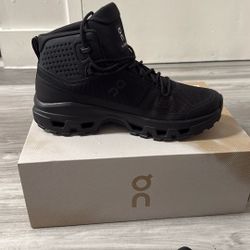 Cloudrock Mid WP (on Cloud Boots)