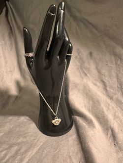 Chain with teddy bear charm