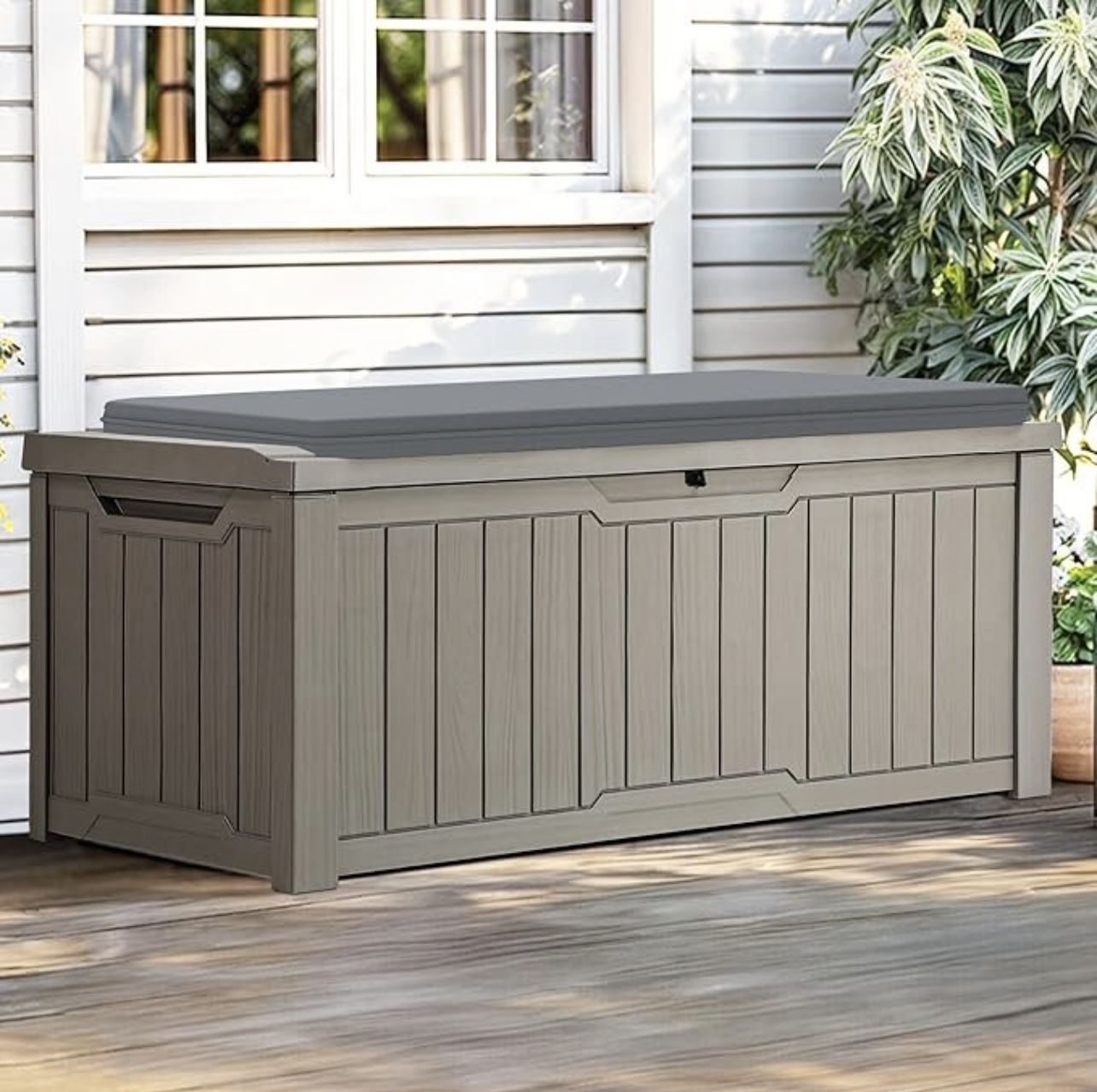 DECK BOX XL SIZE 120 GALLONS WATERPROOF AND LOCKABLE BRAND NEW!!!