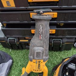 DEWALT

20V MAX Lithium Ion Cordless Brushless Reciprocating Saw with FLEXVOLT ADVANTAGE (Tool Only)