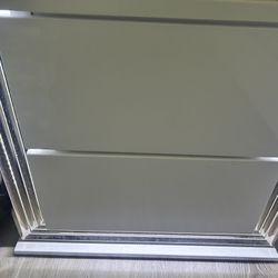 Modern 2-Drawer Nightstand – Sleek & Stylish Accent Piece