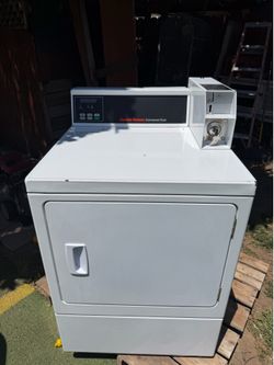 SPEED QUEEN COMMERCIAL DRYER