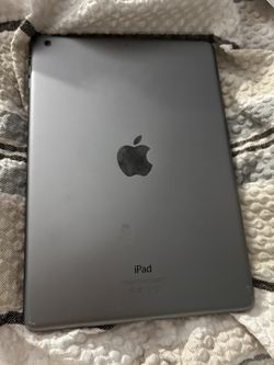 80$ iPhone 11 Si Funciona Bien 100$ iPad