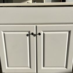 White 30” Single Sink Bathroom Vanity with Integrated Top & Faucet - Cape Coral