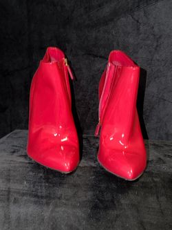 Gucci Red Patent Leather Ankle Boots with Heel