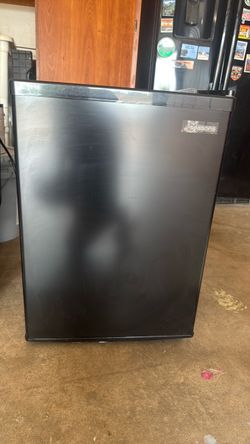 Like new Mini fridge