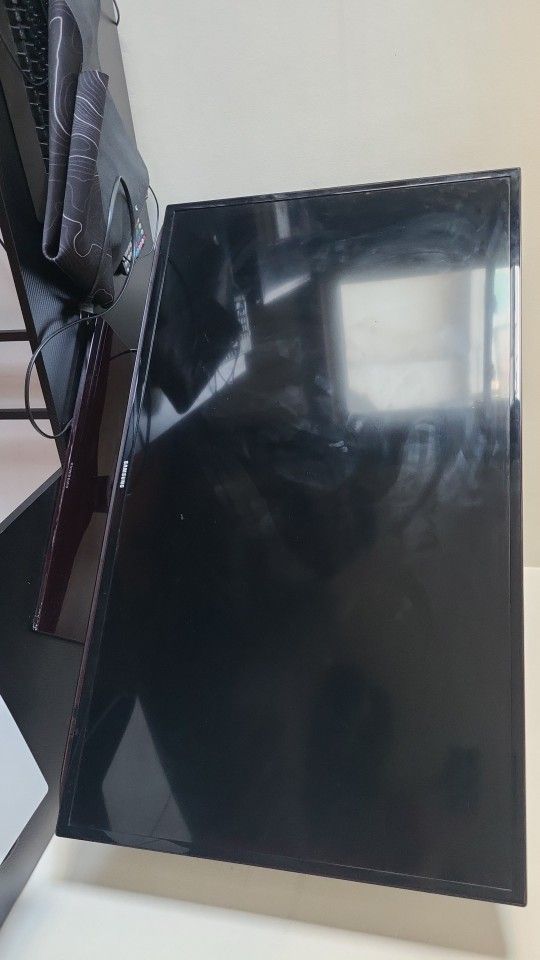 Samsung TV 42" Inch