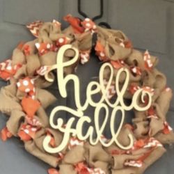 Cute Fall Wreath . Perfect Condition 