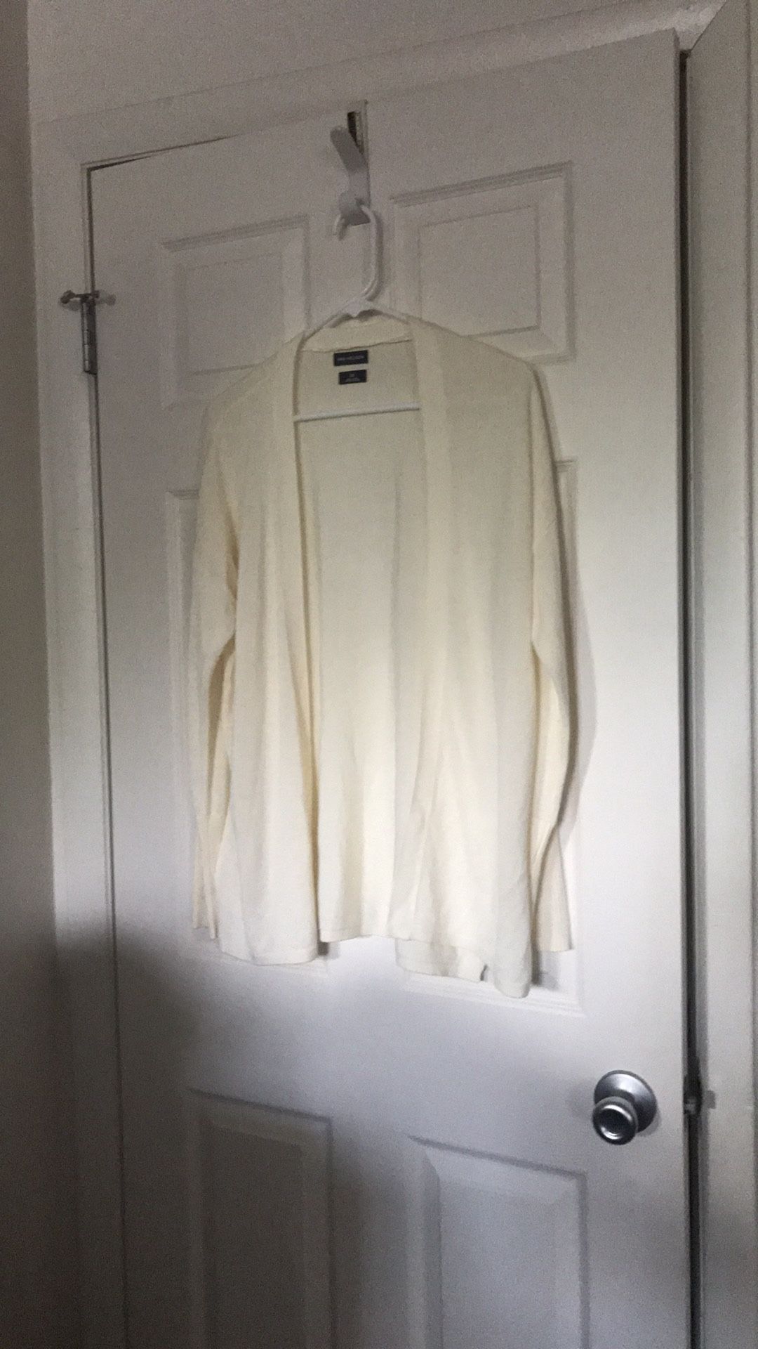 Van Heusen open cardigans size M