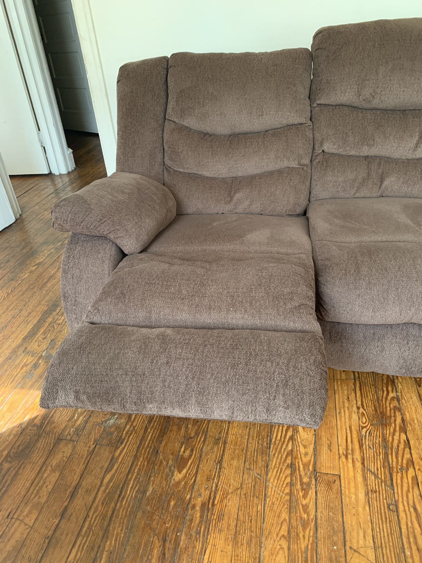 Recliner Couch Set