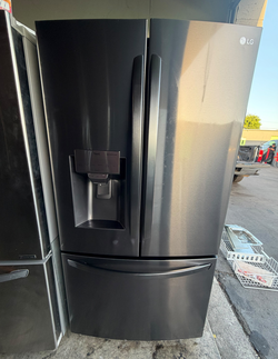 LG French Door Fridge – Black Stainless, Ice/Water, ThinQ WiFi