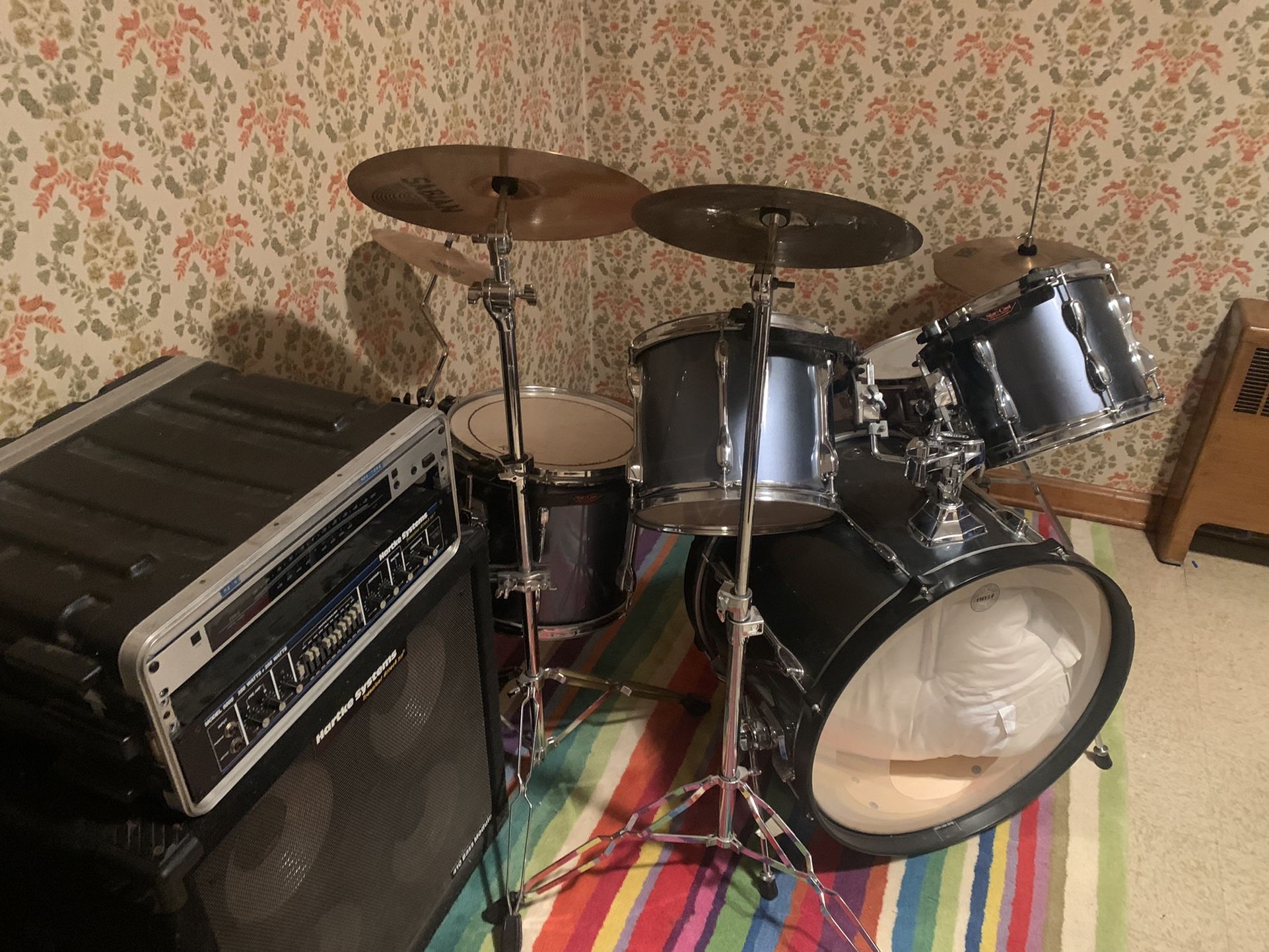 Tama Rockstar acoustic Drumset