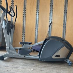 Nautilus NE2000 Elliptical Machine