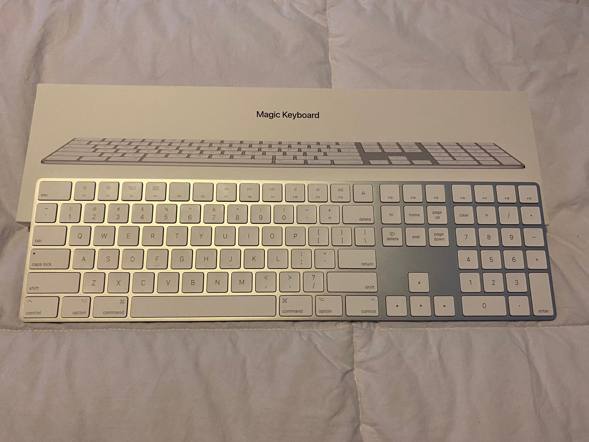 New Apple Magic Keyboard 