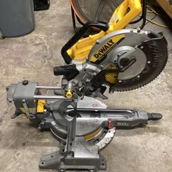 🧰🛠DEWALT 60V 12” Cordless SLIDING Miter Saw-READ DESCRIPTION!(Tool Only)-$300!🧰🛠