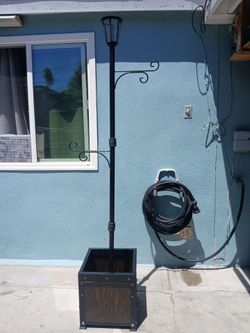 Outdoor Decorative Lamp Post with Integrated Planter Box,