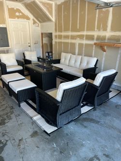 Outdoor Full Set patio furniture with fire pit like new