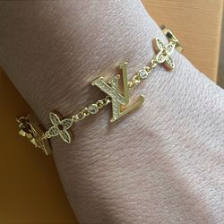 Bracelet gold
