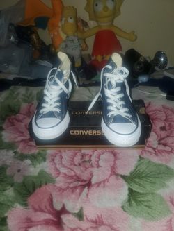 USED BUT GOOD CONDITION CONVERSE SIZE 4 MAN 6 WOMEN $20  DOLLARS FIRM 