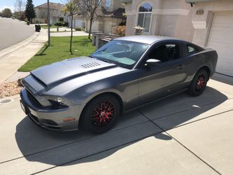2014 ford mustang