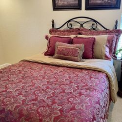 Queen Size Comforter Set 