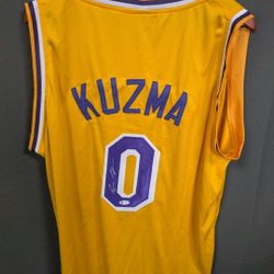 LA Lakers Kyle Kuzma Signed Jersey