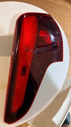 2019 Nissan Rogue Sport – Driver Side Rear Tail Light