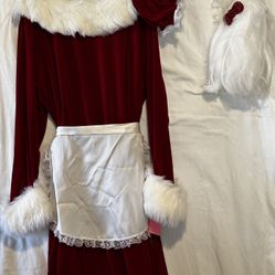 Mrs Clause Velvet Outfit Size 20 - 92124