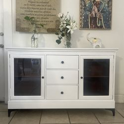 Beautiful  Entry  Dresser 