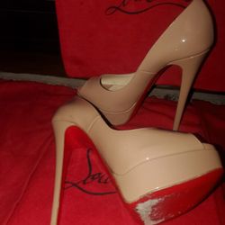 Christan Louboutin Heels (Authentic) Worn 3 Times Comes With Box And Dustbag