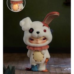 Hirono Monsters Carnival Killer Bunny 