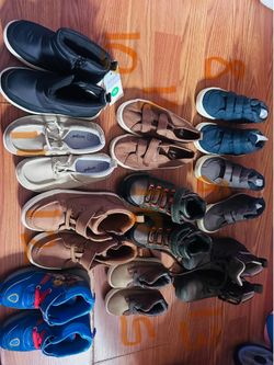 Boy shoes different size