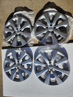 16"  hubcap Toyota OEM factory
