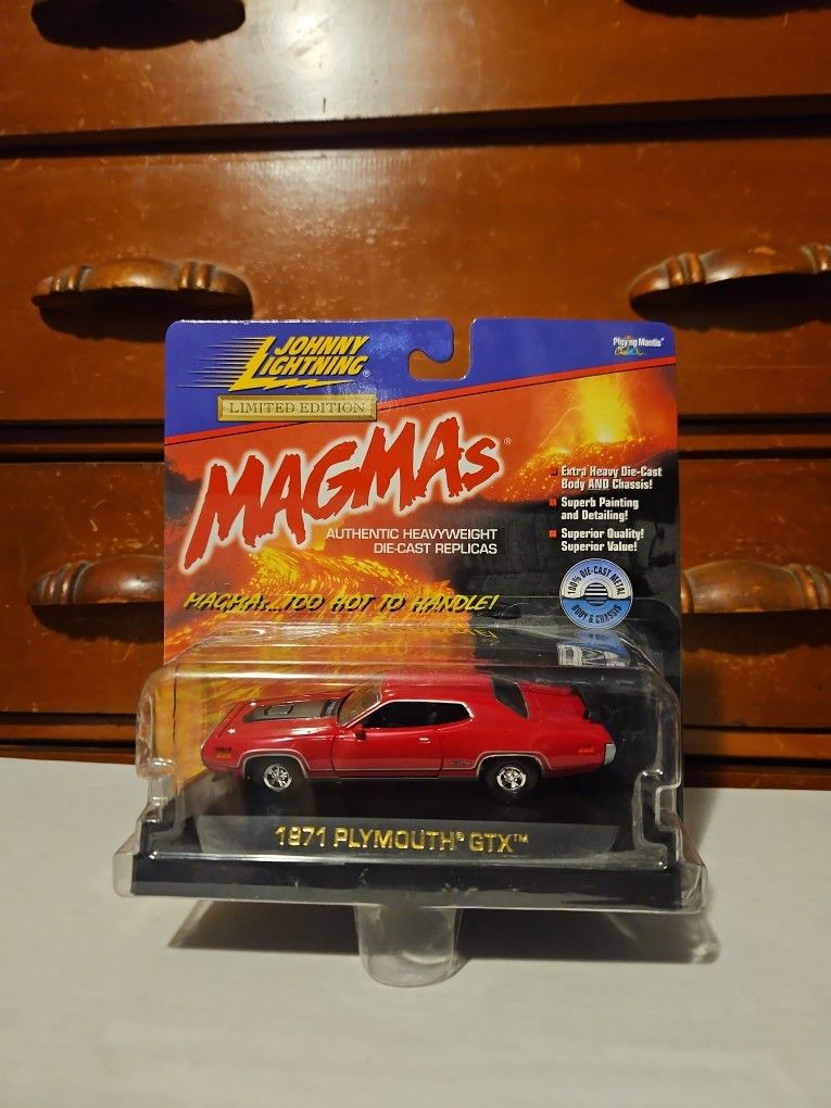 2000 Johnny Lightning Magma 1971 Plymouth GTX