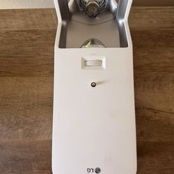 LG HF65LA Ultra Short Throw LED Projector 60”-100” Screen