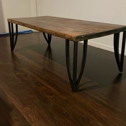 Wooden Coffee Table 
