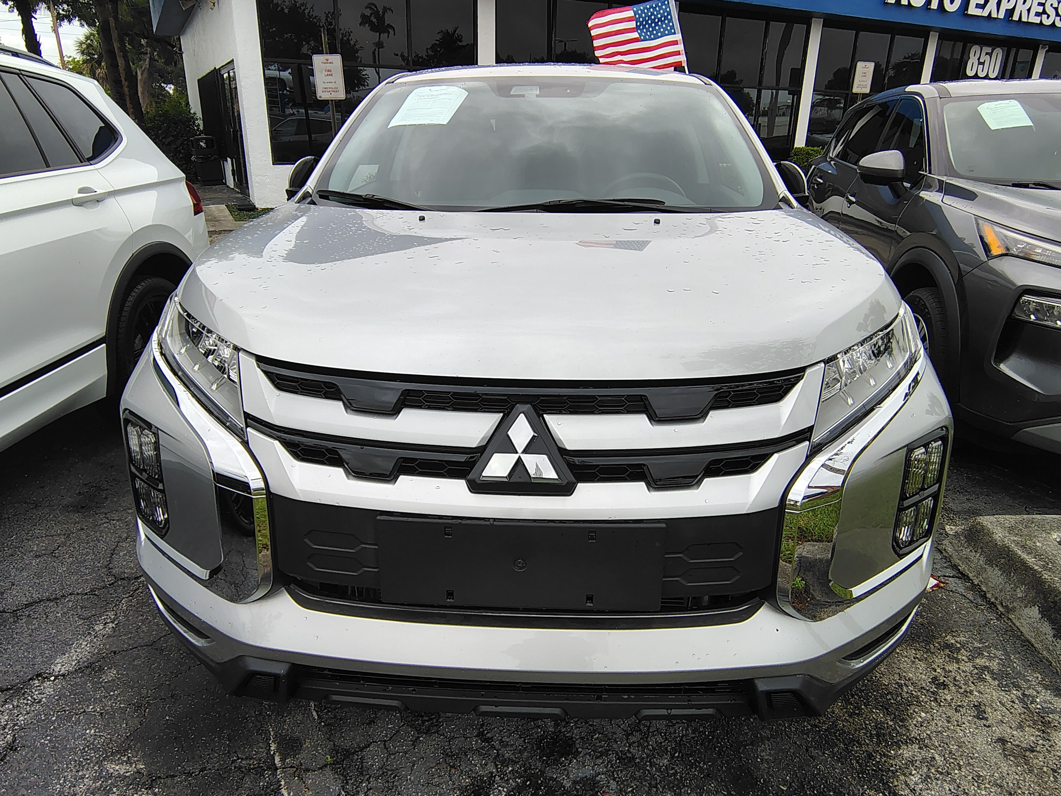 2024 Mitsubishi Outlander