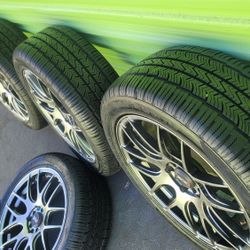 Wheel 18 5 Lugs Universal Like New 