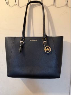 Black Michael Kors purse