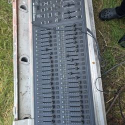 Elation ADJ SCENE SETTER-48 Dimming Console Powers On