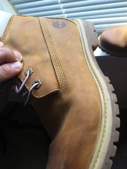 Timberlands 8.5 women